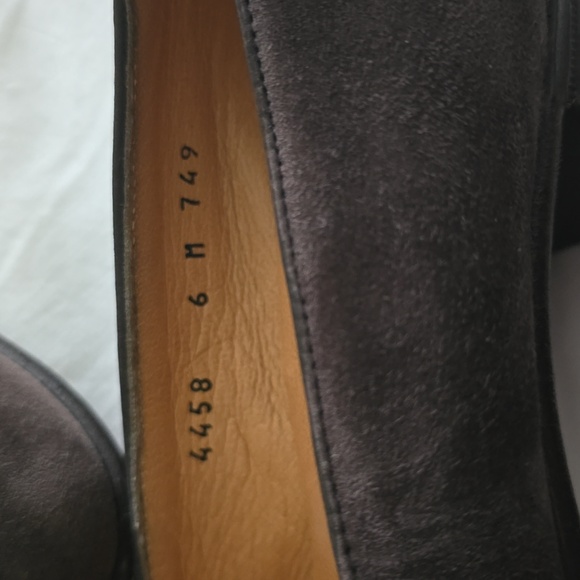 NWOT Gravati Brown Suede Penny Loafers Shoes Womens 6M Slip On - Picture 5 of 8